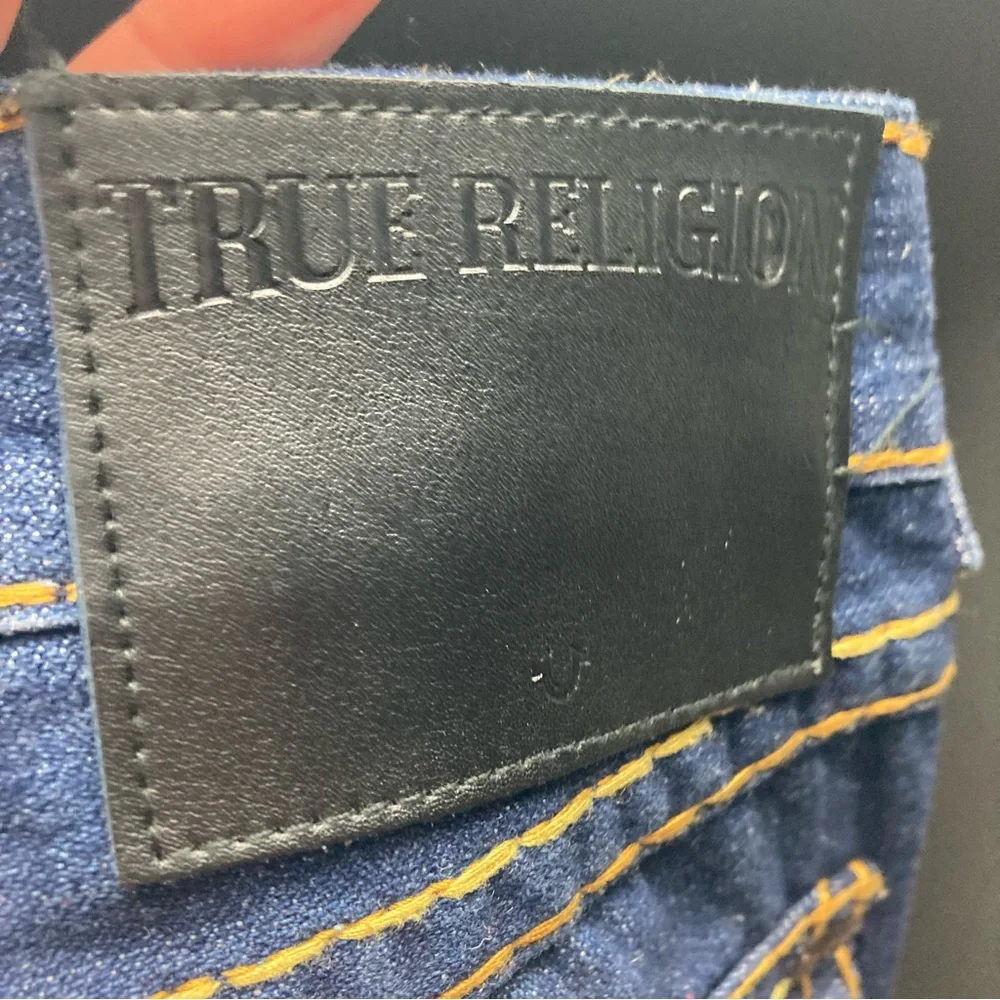 True Religion Ricky Super T Relaxed Straight dark contrast stitching size 38